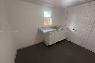 225 NE 56th St, Miami, FL 33137 - Photo 8