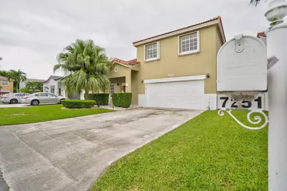 7251 SW 158th Pl, Miami, FL 33193 - Photo 2