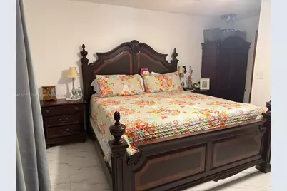 3297 W 70th St, Hialeah, FL 33018 - Photo 24