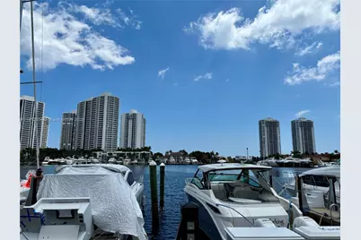 3564 Magellan Cir #213-1, Aventura, FL 33180 - Photo 26