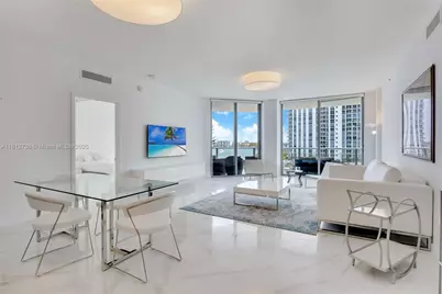 17301 Biscayne Blvd #605, North Miami Beach, FL 33160 - Photo 1
