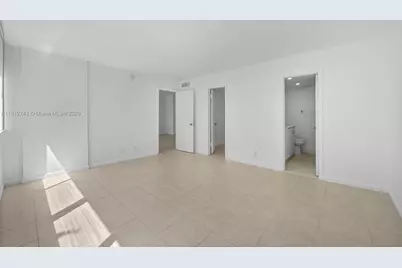 4222 Inverrary Blvd #4211, Lauderhill, FL 33319 - Photo 8