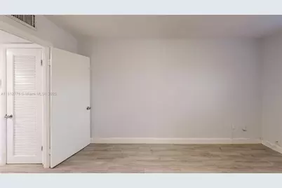 8951 Sunrise Lakes Blvd #108, Sunrise, FL 33322 - Photo 10