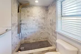8951 Sunrise Lakes Blvd, Sunrise, FL 33322 - Photo 16