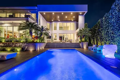 420 Island Dr, Key Biscayne, FL 33149 - Photo 1