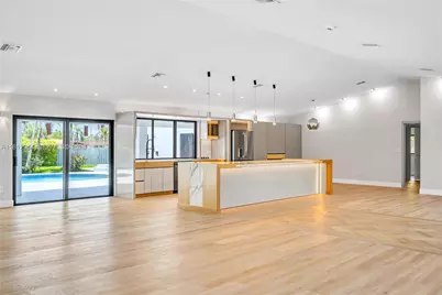 10600 SW 140th St, Miami, FL 33176 - Photo 2
