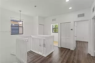 3502 W 86th Terrace, Hialeah, FL 33018 - Photo 28