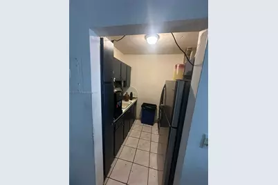 100 NW 204th St #3, Miami Gardens, FL 33169 - Photo 2