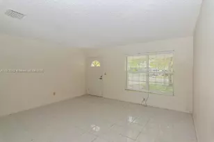 19810 Eagle Nest Rd, Cutler Bay, FL 33157 - Photo 4