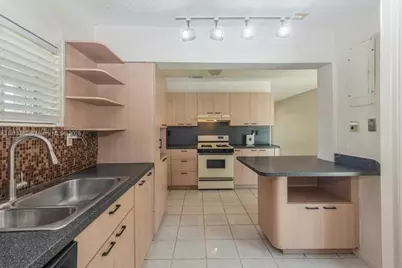 19810 Eagle Nest Rd, Cutler Bay, FL 33157 - Photo 10