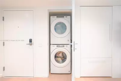 10250 Collins Avenue #PH1, Bal Harbour, FL 33154 - Photo 10