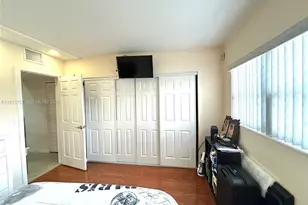 3200 NE 7th Ct, Pompano Beach, FL 33062 - Photo 12