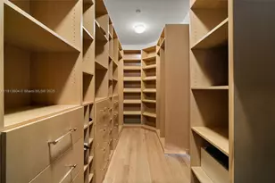 16047 Collins Ave, Sunny Isles Beach, FL 33160 - Photo 36