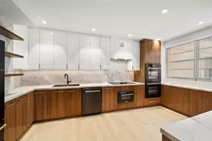 5255 Collins Ave, Miami Beach, FL 33140 - Photo 12