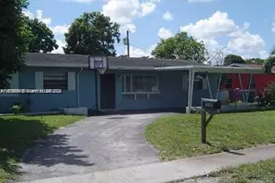 710 N 66 Terrace, Hollywood, FL 33024 - Photo 1