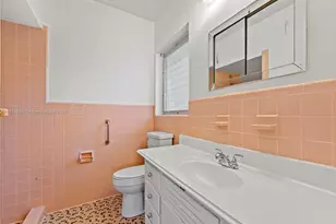 12480 Keystone Island Dr, North Miami, FL 33181 - Photo 16