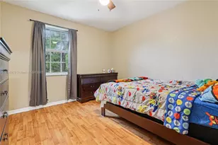 3860 NW 90th Way, Sunrise, FL 33351 - Photo 14