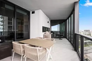 18555 Collins Ave, Sunny Isles Beach, FL 33160 - Photo 16