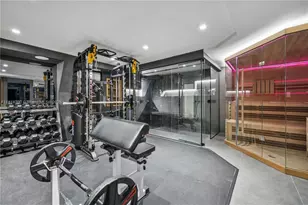 420 N Hibiscus Dr, Miami Beach, FL 33139 - Photo 22