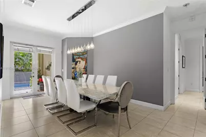 9339 SW 98th Pl, Miami, FL 33176 - Photo 8