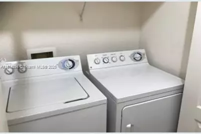 6001 SW 70th St #252, South Miami, FL 33143 - Photo 10