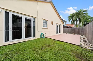 19847 NW 86th Ave, Hialeah, FL 33015 - Photo 30