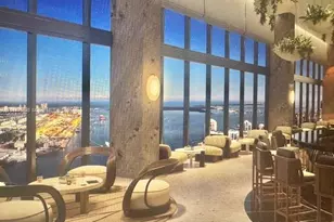 300 N Biscayne Blvd, Miami, FL 33132 - Photo 12