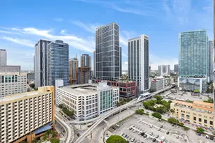 398 NE 5th St, Miami, FL 33132 - Photo 26
