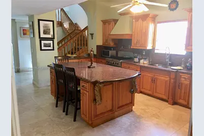 3235 SW 58th Ct, Miami, FL 33155 - Photo 6