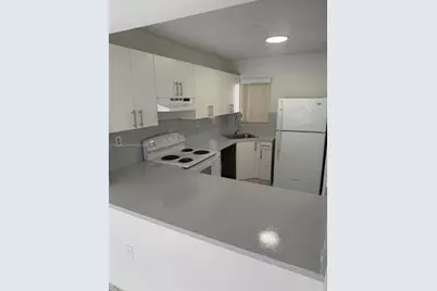 2680 W 76 Street #204, Hialeah, FL 33016 - Photo 8