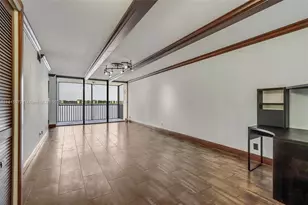 106 Lake Emerald Dr, Oakland Park, FL 33309 - Photo 4