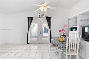 7568 W 4th Ct, Hialeah, FL 33014 - Photo 8