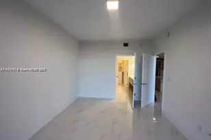 16385 Biscayne Blvd, North Miami Beach, FL 33160 - Photo 10