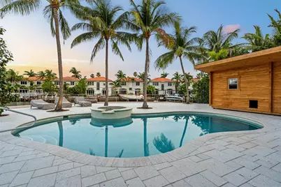 1260 Harbor Ct, Hollywood, FL 33019 - Photo 8
