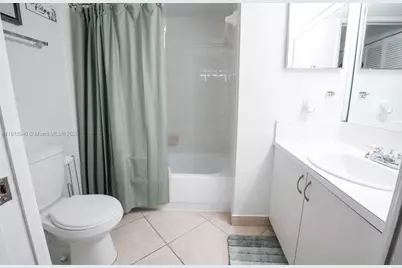 19601 E Country Club Drive #7-203, Aventura, FL 33180 - Photo 12