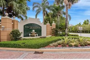 19801 E Country Club Dr, Aventura, FL 33180 - Photo 36