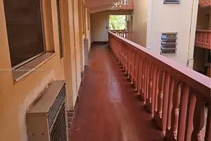 215 SE 3rd Ave, Hallandale Beach, FL 33009 - Photo 16