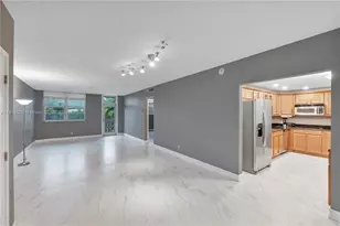 90 Edgewater Dr, Coral Gables, FL 33133 - Photo 4