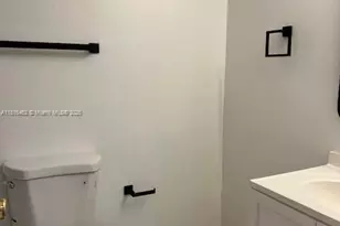 1800 Sans Souci Blvd, North Miami, FL 33181 - Photo 8