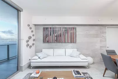 488 NE 18th St #3911, Miami, FL 33132 - Photo 2