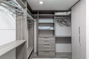 488 NE 18th St, Miami, FL 33132 - Photo 22