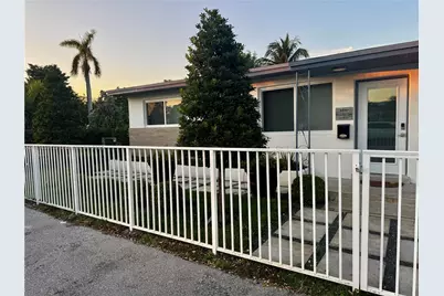 1012 SW 3rd Ave, Hallandale Beach, FL 33009 - Photo 2