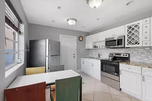 5726 SW 20th St, Miami, FL 33155 - Photo 8