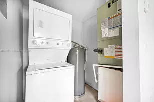 14180 NW 22nd Ave, Opa-Locka, FL 33054 - Photo 20