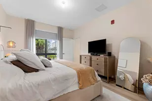 8001 NW 41st St, Doral, FL 33166 - Photo 12