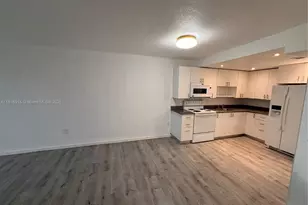 677 SW 9th Ave, Miami, FL 33130 - Photo 2