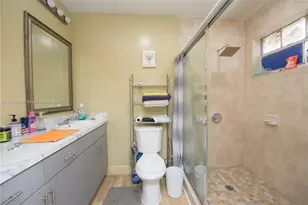 916 NW 3rd Ave, Homestead, FL 33030 - Photo 20