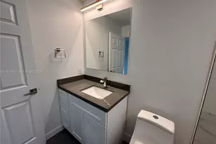 2430 NW 22nd Rd, Fort Lauderdale, FL 33311 - Photo 22