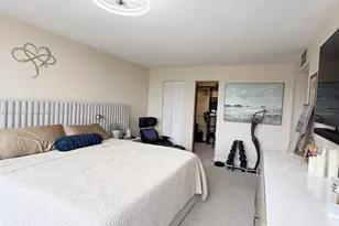 800 Parkview Dr, Hallandale Beach, FL 33009 - Photo 22