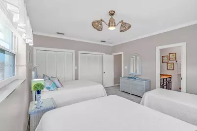 131 Avenue G, Marathon, FL 33050 - Photo 2